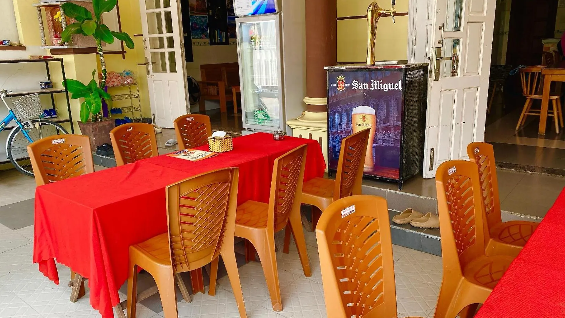 Dk House Homestay 会安 越南